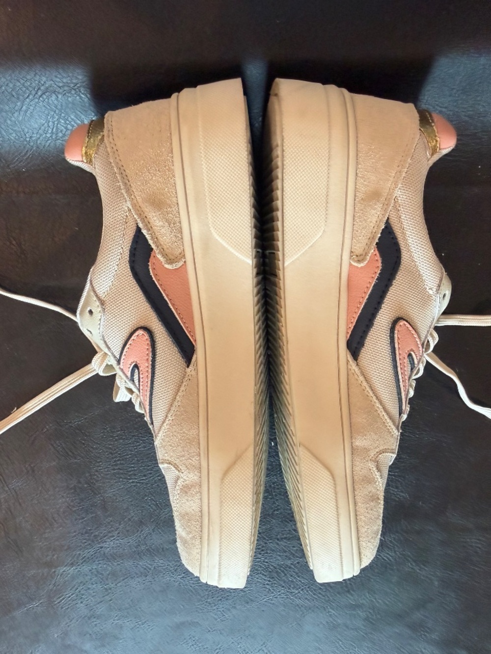 Tretorn Harlow Tennis Sneakers Suede Pink White Navy